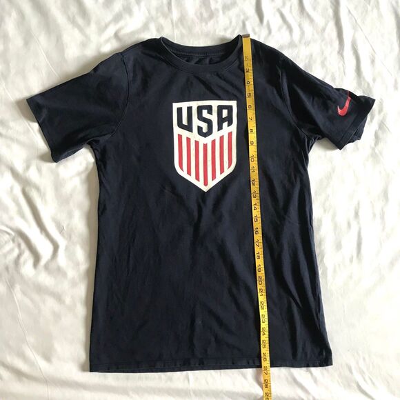 Nike USA Crest Tee Athletic Cut Youth XL Navy Blue / Red / White SS Soccer EUC! - Picture 9 of 9